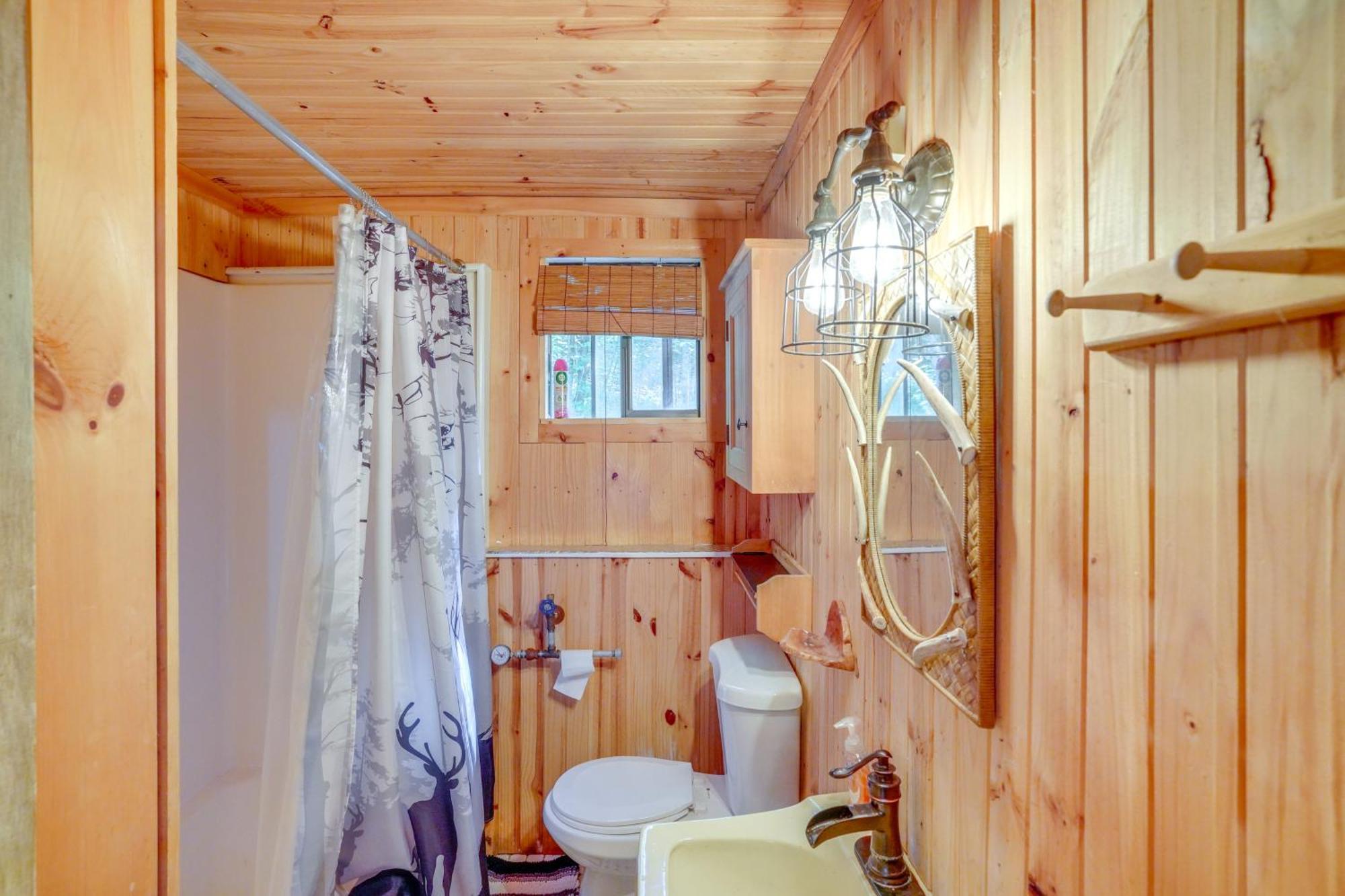 Rustic Cabin Near Ski Resorts In West Dover! ภายนอก รูปภาพ